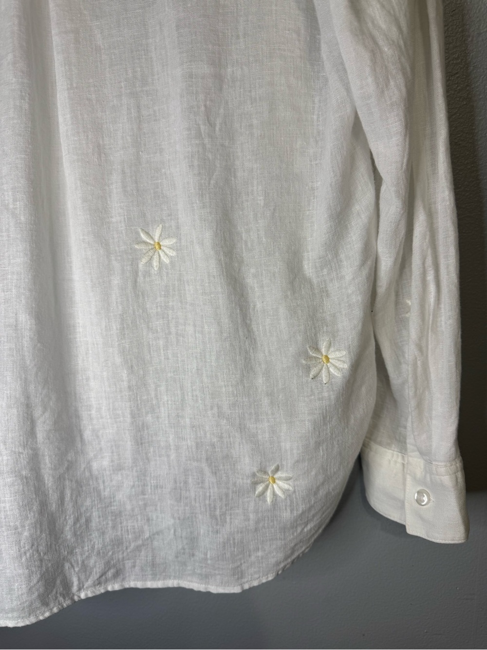 Rails Charli Linen Blend Button Down Shirt Daisy Embroidery Size Small - Picture 6 of 13